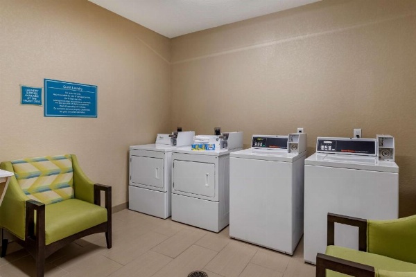 Best Western Plus Galveston Suites image 22