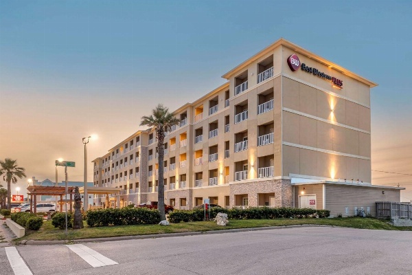 Best Western Plus Galveston Suites image 4